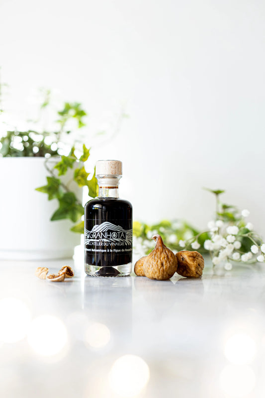 une bouteille de Balsamique à la figue du Roussillon