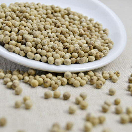 Grains de poivre de kampot blanc