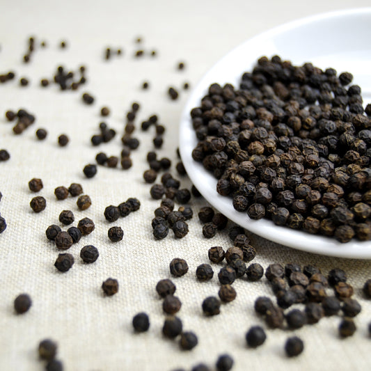 grains de poivre de kampot noir